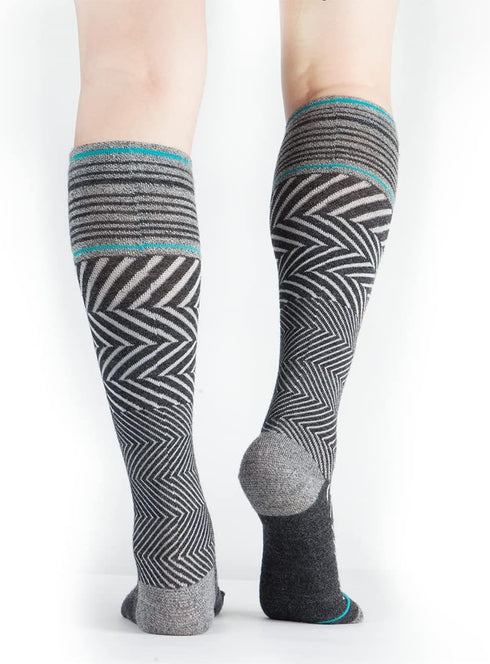ja vie JAVIE 76% Merino Wool Compression Socks 15-20mmHg Seamless Toe for Men & Women