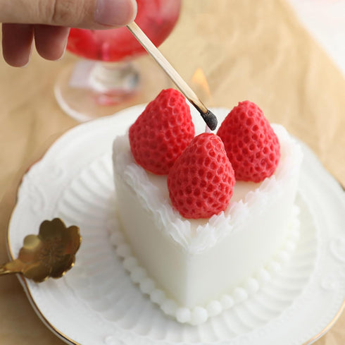 T-shin Candle,170G Cream Cake Shaped Scented Red Strawberry Shape Fruit Aroma Soy Wax Decorative Candle for Table Photo
