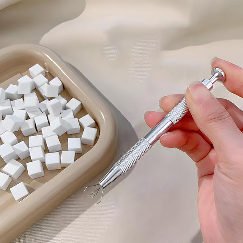 100 Pcs White Soft Nail Sponges, Ombre Nail Sponge Metal Grabber, Nail Brush Accessories for Manicure Art Tools