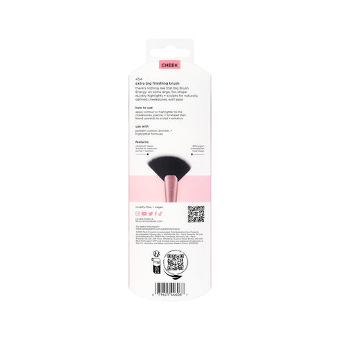 Real Techniques Extra Big Finishing Brush - Large Makeup Brush for Powder, Bronzer, Highlight, & Contour