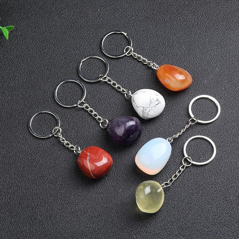20 PCS Natural Healing Crystals Tumbled Stone Beads Keyring, Mixed Irregular Shaped Chakra Stones Keychains