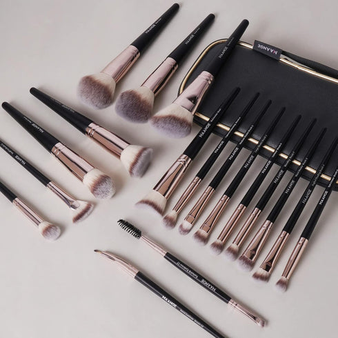 MAANGE 18 Pcs Professional Makeup Brushes Set with Case, Premium Synthetic Face Kabuki Brush Kit, Christmas Gift