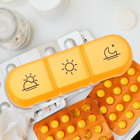 TOPPERFUN 21-Compartment Rainbow Weekly Pill Organizer Portable Plastic Medicine Storage Box with Flip Lid for Travel