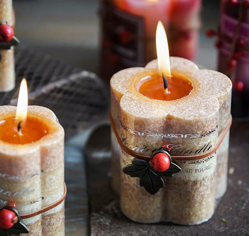 T-shin Flower Shaped Aroma Candle,Village Style Gradient Color Soy Wax Scented Candle for Table Photo Prop