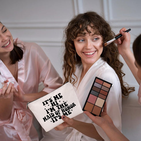 It's Me I'm the Maid of Honor Gift, Bachelorette Party Makeup Bag for Besties Friends, Cosmetic Purse for Women