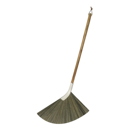 SWEEPY Light - Indoor Grass Broom with Long Handle for House, Garage, Office, Kitchen