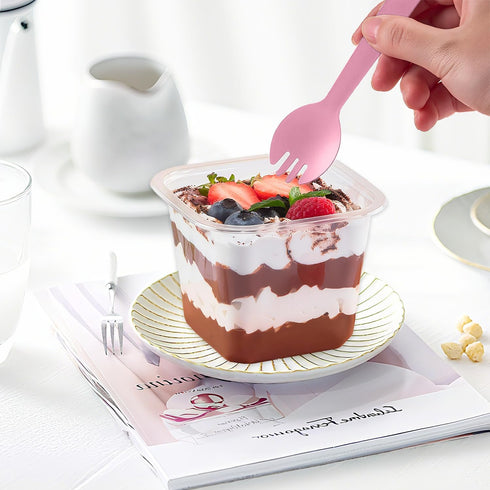 Wuqoioo 100 Pack 12 Oz Dessert Cups, Yogurt Parfait Cups With Lids Plastic Cups With Lids Square Cake Containers