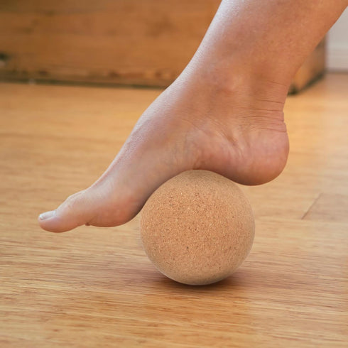 SHINYPASING 6cm Cork Massage Ball for Sore Muscle Relief, Neck and Back Massager, Handheld Myofascial Release Tool