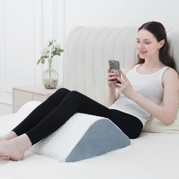 Knee Wedge Pillow, Bed Wedge Pillow for Sleeping, After Surgery Leg Pillow for Knee Pain Relief, Back Pain, Sciatica,