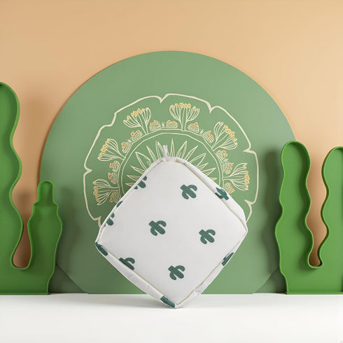 Rosojodg 1Pc Green Cactus Sanitary Napkin Storage Bag with Colorful Print Design Portable Zipper Menstrual Pad Bag