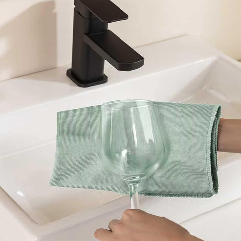 Vnoss 8 Pack, 16 Inch 12 Inch, Microfiber Glass Cleaning Cloth X Lint Free Quickly Clean Window, Glasses, Windshields