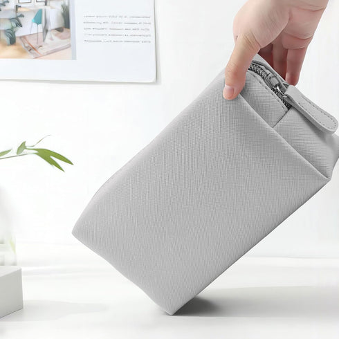 Leather Makeup Bag for Purse Travel, Portable Small Cosmetic Organizer for Women with Zipper