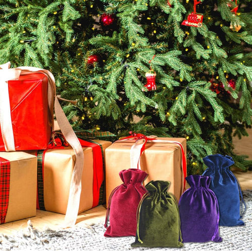 HRX Package Soft Velvet Gift Bags, 5.1x7.8 inch Velvet Drawstring Pouches for Tarot Rune Jewelry, 4 Pack