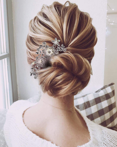 Wedding Hair Comb for Bride & Maid of Honor Gift, Silver Rhinestone & Pearl Hair Accessories for Women