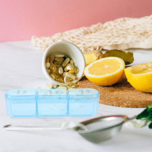Large Capacity Weekly Pill Organizer, Portable Sealed Moisture-Proof Medicine Case with Multi-Grid Compartments