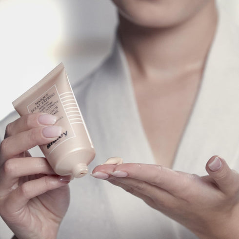 Sisley Paris Radiant Glow Express Face Mask with Red Clay, 60 mL, Non-Drying Formula for Radiant Skin