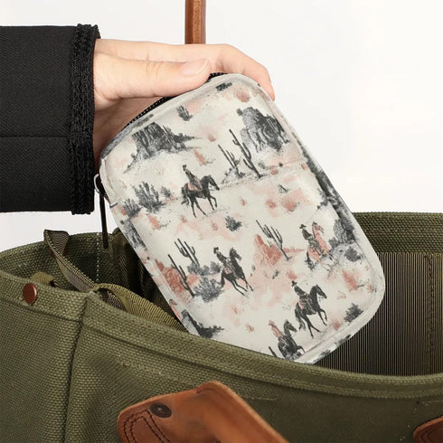 Hsnar 7 Western Desert Cowboy Weekly Pill Case Travel Pill Container with Removable Day Pill Organizer for Fish Oil