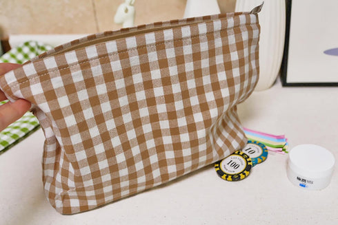 Khaki Gingham Cotton Makeup Bag: Cosmetic Travel Pouch with Zipper Closure and Bottom Organizer