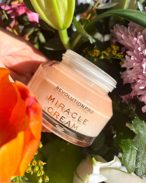 Revolution Pro Miracle Cream, Hydrating & Beautifying Face Cream, Reduces Dull Complexions, 50 ml