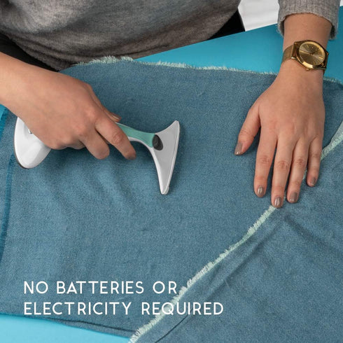 GLEENER Fabric Shaver & Lint Remover, Battery-Free 4-in-1 Depiller with 3 Fabric-Safe Edges - Turquoise