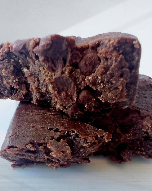 100 CAL SNACKS Protein Bars Chocolate Brownie, Healthy Snacks, Vegan, Low Net Carbs & High Fiber