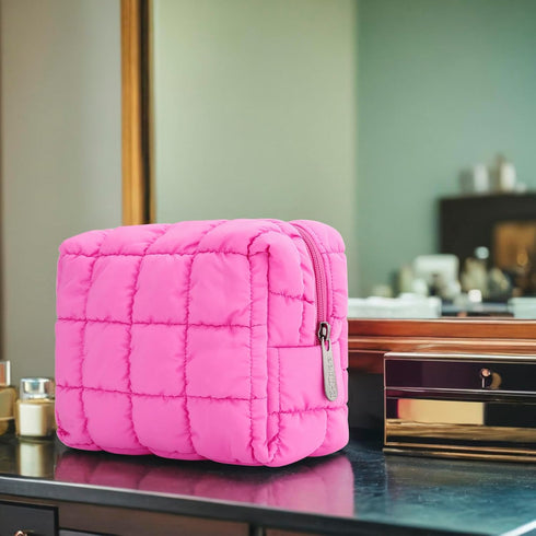 E-Tree Cute Makeup Bag - Quilted Cosmetic Pouch for Purse, Toiletry Zipper Pouch, Checkered Travel Case