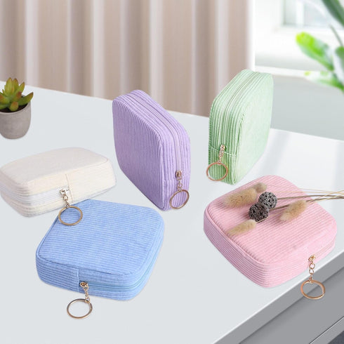 Teircno Sanitary Napkin Storage Bag, Preppy Corduroy Period Bag for Women, Cute Portable Period Pouch with Zipper