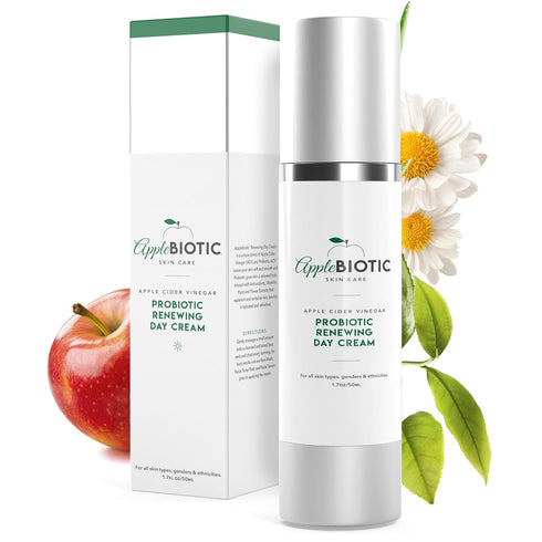 Hydrating Face Cream for Dry, Oily, Sensitive Skin, Fast Absorbing, Naturally-Derived with Green Tea, 1.7 OZ