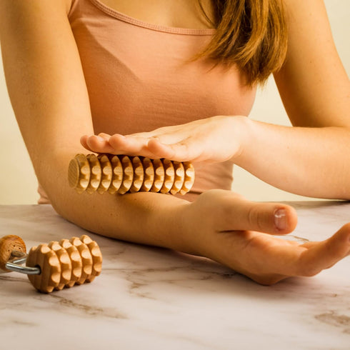 tuuli Body and Face Roller, Multi-Functional Wooden Massage Roller, Set of 2 Natural Face Massage Tools