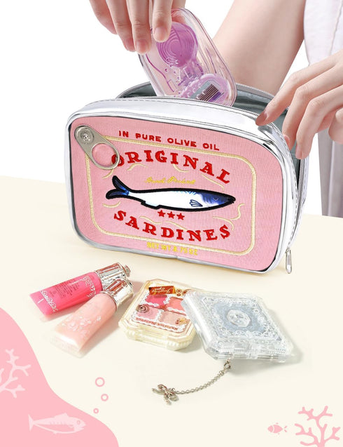 Cessfle Funny Sardine Tin Fish Makeup Bag - Creative Kawaii Cosmetic Pouch for Women & Coquette Make Up Storage
