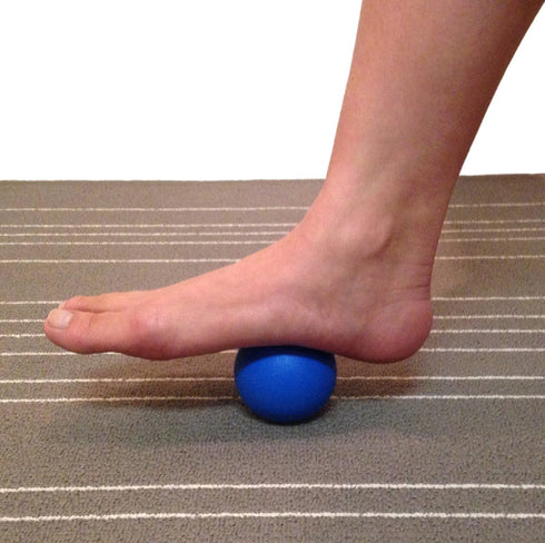 Massage Lacrosse Balls for Myofascial Release, Trigger Point Therapy, Set of 2 Firm Balls (Blue and Red)