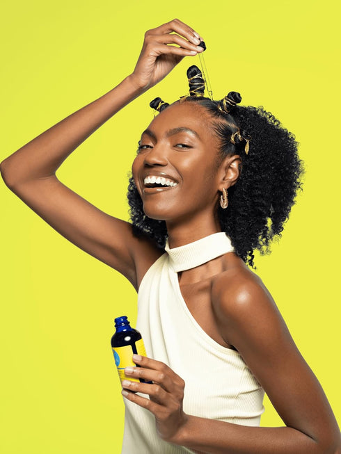 Curls Blueberry Bliss Hair and Scalp Strengthening Oil | 4 oz | Root-Penetrating Treatment with Turmeric, Rosemary &