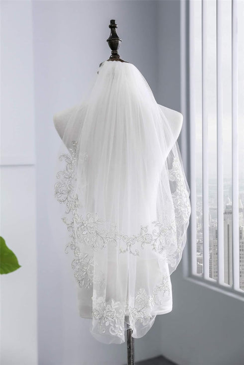 Kercisbeauty 2 Tiers Wedding Bridal Lace Double Layer Veil with Hair Comb, Flower Lace and Pearl Chapel Accessories
