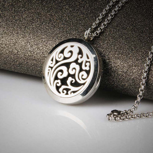 Aromatherapy Essential Oil Diffuser Necklace - Cloud Pattern Stainless Steel Locket Pendant