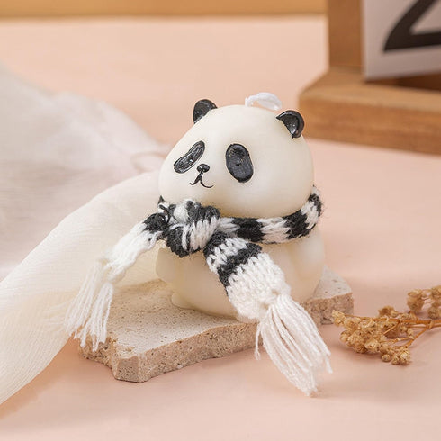 T-shin Candle,110G Panda Shaped Scented Cute Animal Aesthetics Aroma Soy Wax Decorative Candle for Table Photo Prop