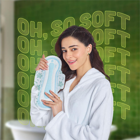 WHISPER Pack 60 Ultra Clean Sanitary Pads for Women, XL Plus, of Napkins