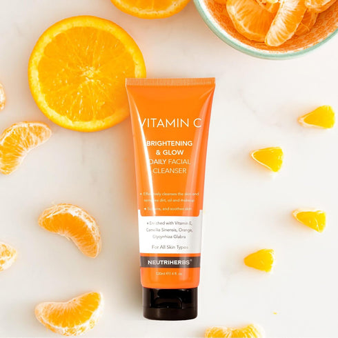Neutriherbs Vitamin C Face Wash, Daily Cleanser with Aloe & Hyaluronic Acid for All Skin Types, 120ml