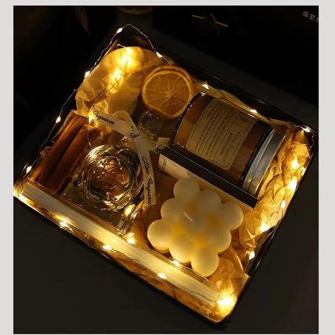 Isyende Set Set, Soy Candle for Home Scented, Freesia Candles Relaxing Stress Relief - Bubble Candle and Fragrance
