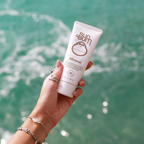 Sun Bum Mineral SPF 30 Sunscreen Lotion | Broad Spectrum Natural Sunscreen with UVA/UVB Protection | Vegan & Hawaii 104