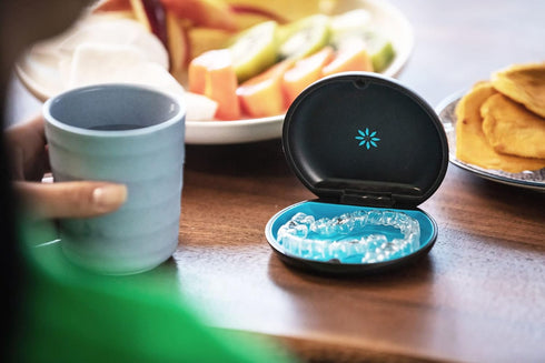 Invisalign Aligner and Retainer Case, Black