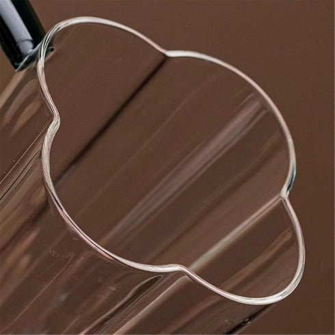 XJOYSL7921 Glass Cups Four-leaf Clover Shaped Drinking Glass with Handle, Clear Borosilicate Mugs for Milk, Coffee, Hot