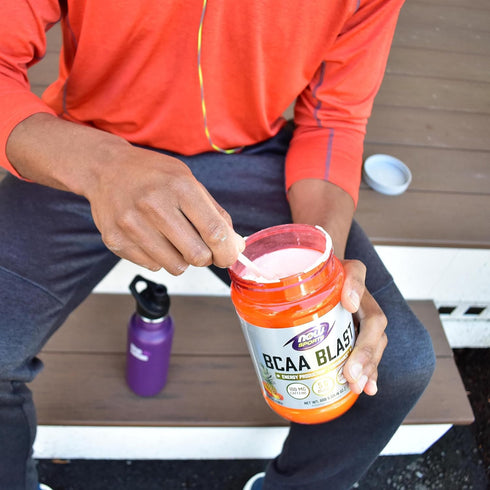 NOW Foods BCAA Blast Powder, 5 g BCAA, 100 mg Caffeine, Tropical Punch, 600-Grams Sports Nutrition