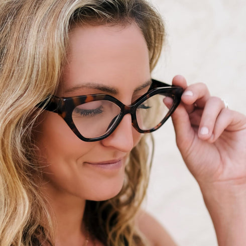 Tortoise Shell Geometric Cat Eye Reading Glasses for Women, Funky Look & Clear Vision, Sturdy Magnifying Glasses for