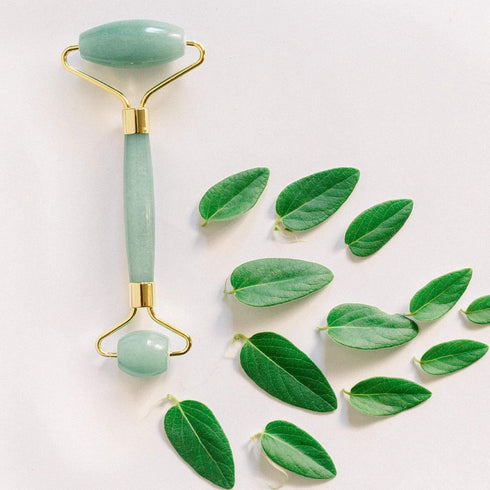 Beauty by Earth Jade Roller for Face, Skin Care Tools with Small Eye Roller for Reducing Puffy Eyes