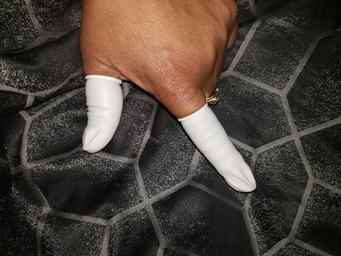Cuttte Approx. 330 PCS Medium Latex Finger Cots, Disposable Finger Gloves Protectors, Thumb Covers for Fingertips