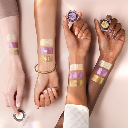 Catrice Space Glam Chrome Eyeshadow, Duo Chrome, Highly Pigmented Holographic Shimmer, Vegan & Cruelty Free