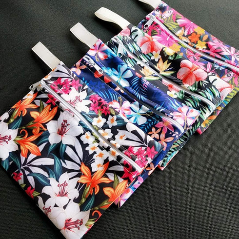MissC2C Pack 4pcs Waterproof Mini Wet Bags for Menstrual Pads, Maternity Mama Panty Liners,Sanitary Pads, Sanitary