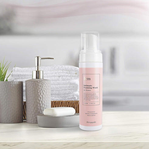 fem pH Balance Intimate Wash for Women - Gentle Cleanser for Sensitive Skin, Daily Use, Eliminates Irritation, Itching,