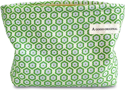 STARDW Aesthetic Cute Makeup Bag, Large Capacity Skincare Bag, Travel Toiletry Bag, Makeup Organizer Zipper Pouch