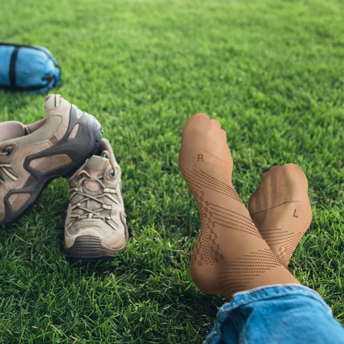 TechWare Pro Plantar Fasciitis Socks - Ankle Compression Socks for Women & Men. Achilles Tendonitis Brace & Foot Arch